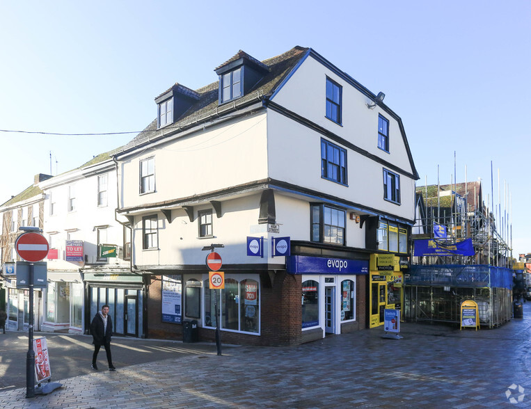 99 – 100 High Street portefeuille de 2 biens à vendre sur LoopNet.fr - Photo de l’immeuble – Image 1 sur 3