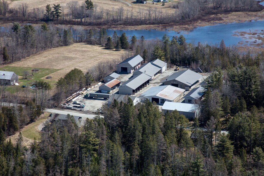 60 Fowler Rd, Orrington, ME à vendre - Photo de l’immeuble – Image 2 sur 8