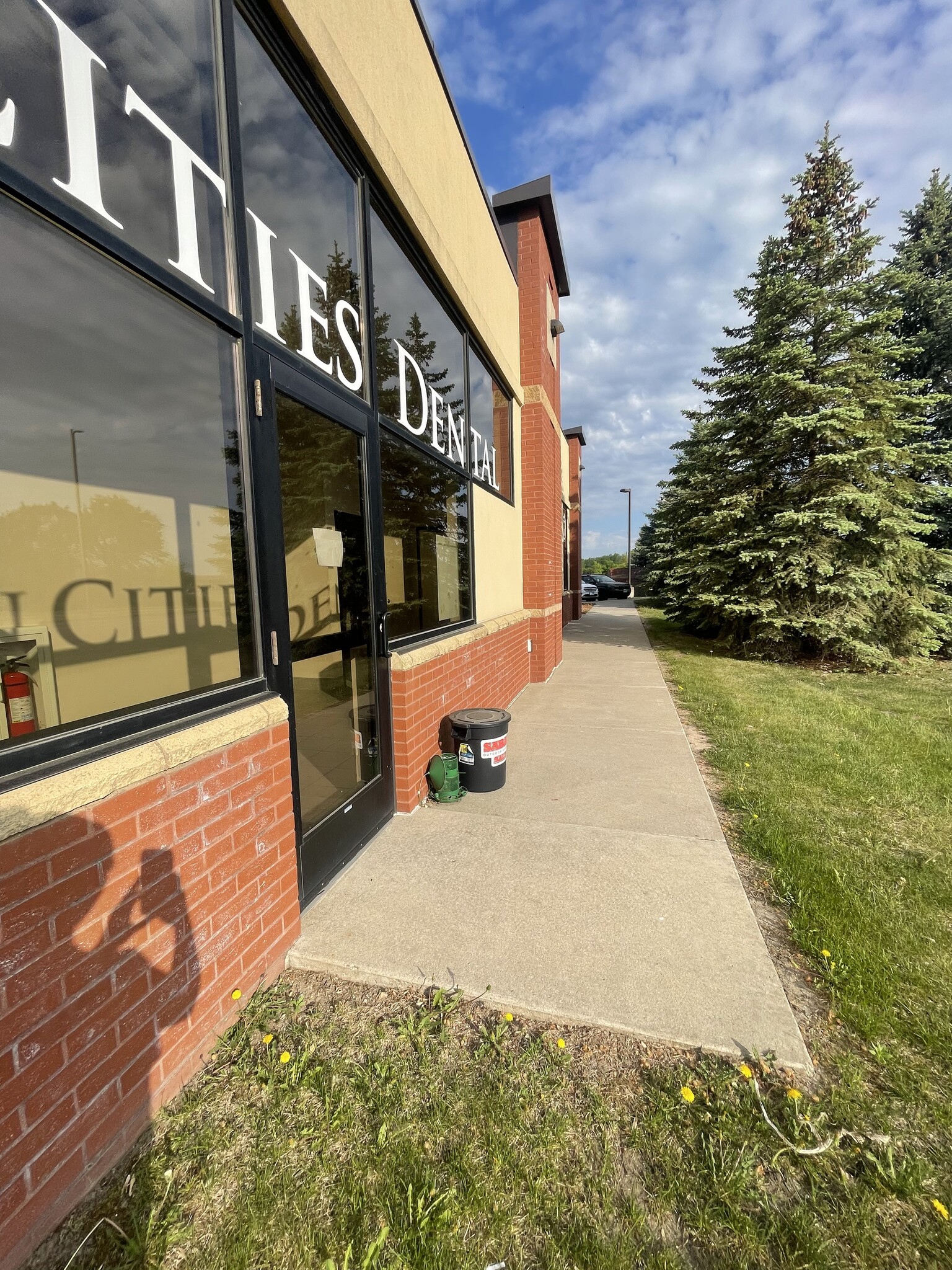 12019-12035 Business Park Blvd N, Champlin, MN à louer Photo de l’immeuble– Image 1 sur 9