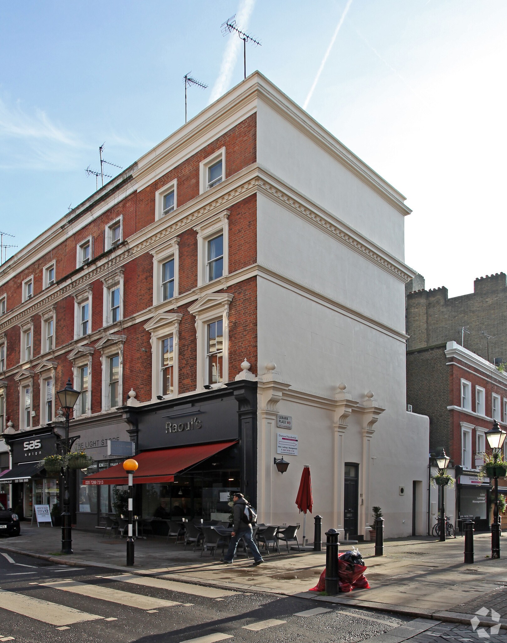 13 Clifton Rd, Londres à louer Photo principale– Image 1 sur 3