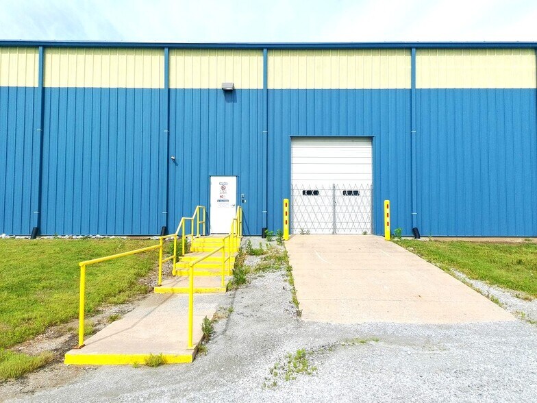 2405 Industrial Pky, Miami, OK à vendre - Photo de l’immeuble – Image 2 sur 2