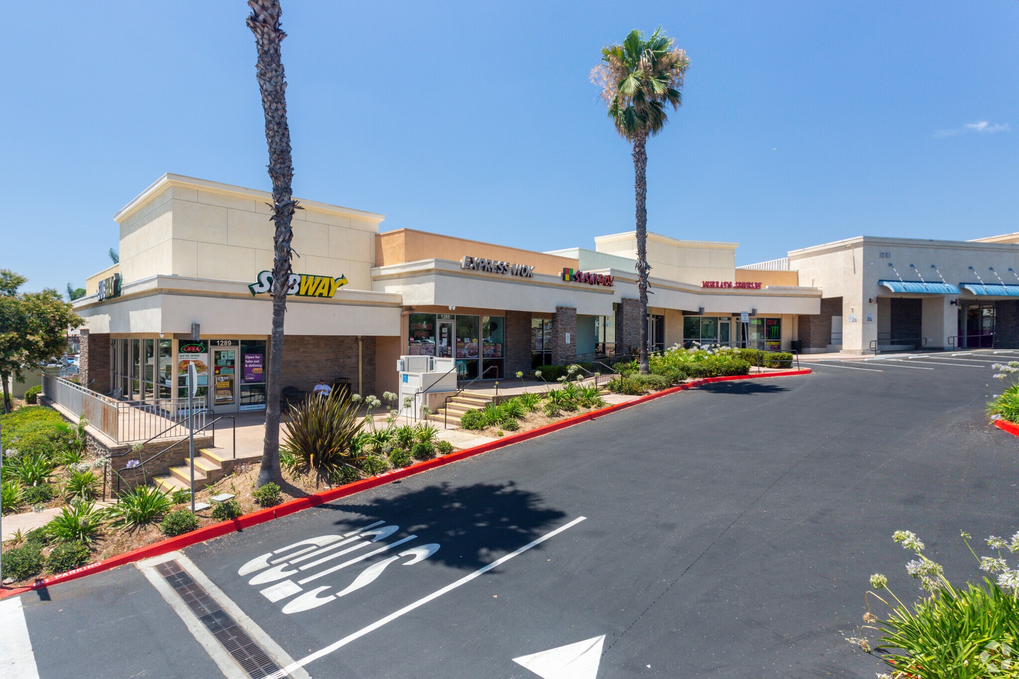 1211-1289 W Central Ave, Brea, CA à louer Photo principale– Image 1 sur 6