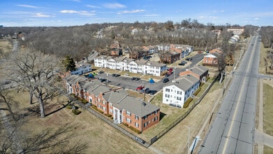 3712 E 47th Ter, Kansas City, MO - Vue aérienne  vue de carte - Image1