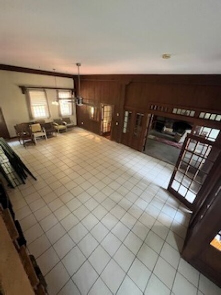 294 Old Main Rd, North Falmouth, MA à louer - Photo intérieure – Image 3 sur 4