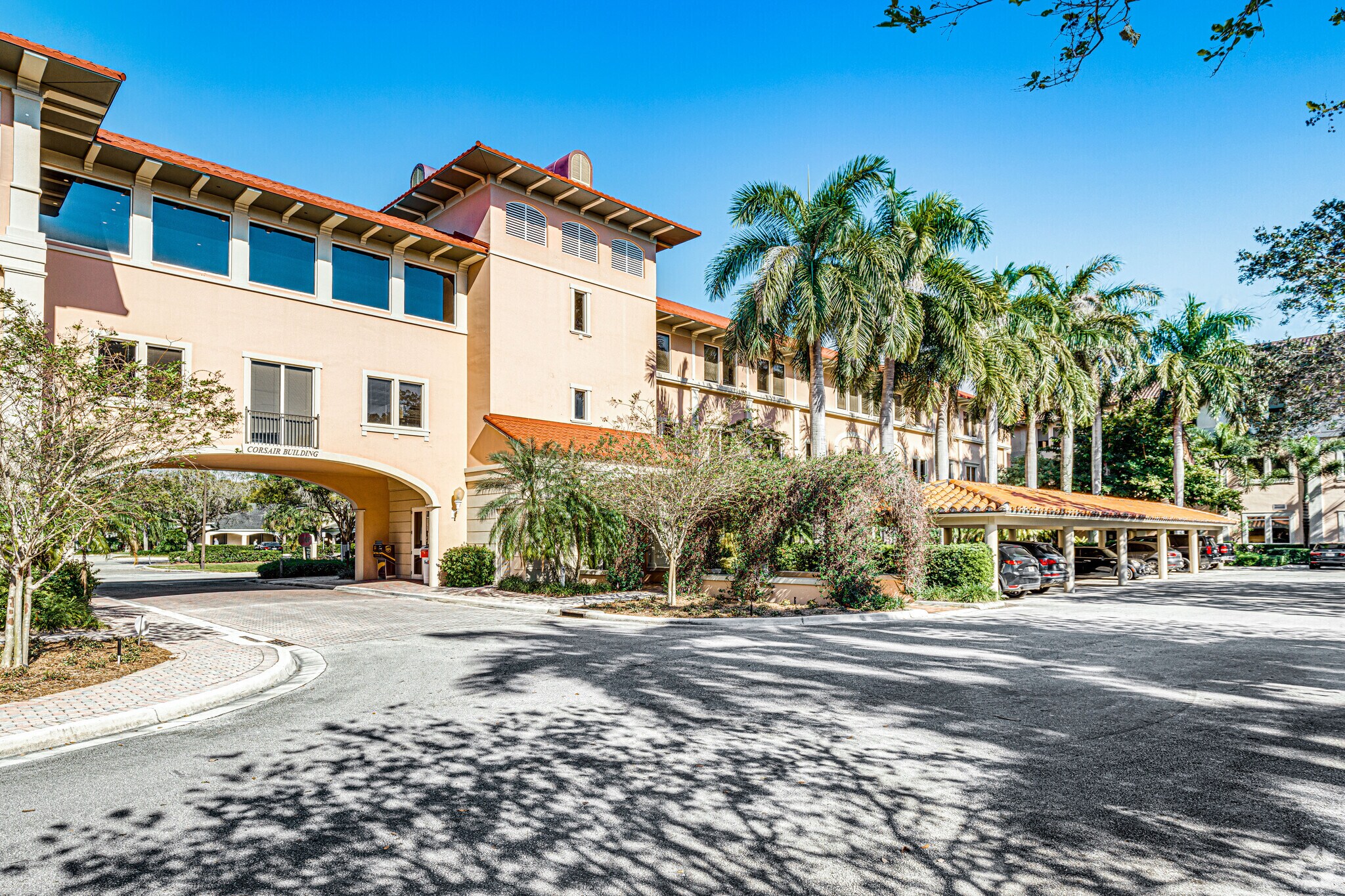 1000 SE Monterey Commons Blvd, Stuart, FL à louer Photo principale– Image 1 sur 28