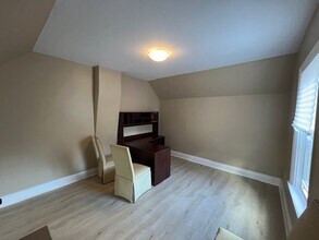 266 Main St N, Brampton, ON à louer Photo intérieure– Image 2 sur 2