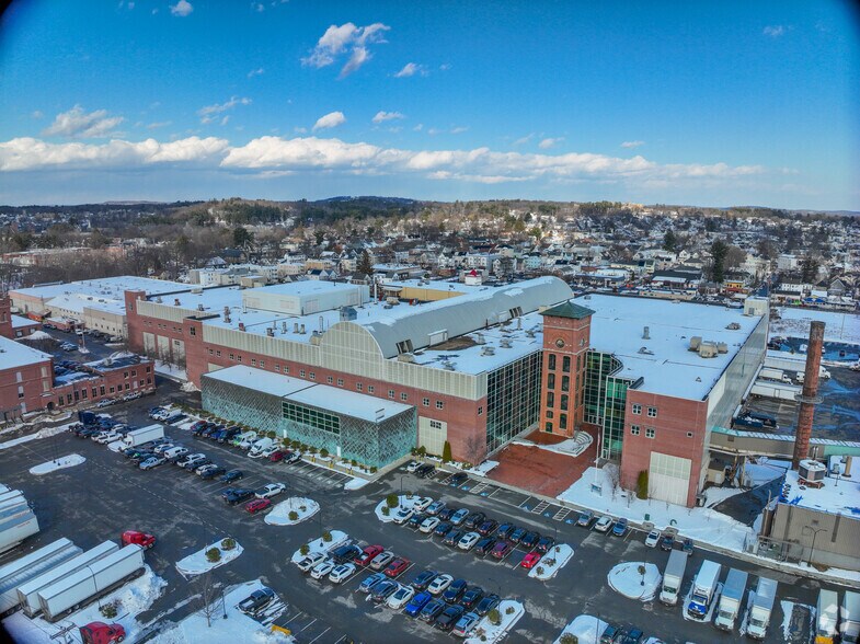 46 Stafford St, Lawrence, MA à louer – Image 3 sur 30