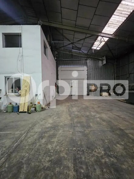 Industriel/Logistique dans Muizon à louer - Photo intérieure – Image 3 sur 9