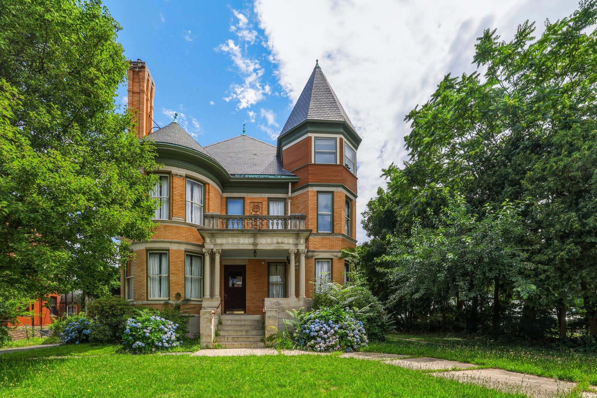 14 Wethersfield Ave, Hartford, CT à vendre Photo principale– Image 1 sur 32