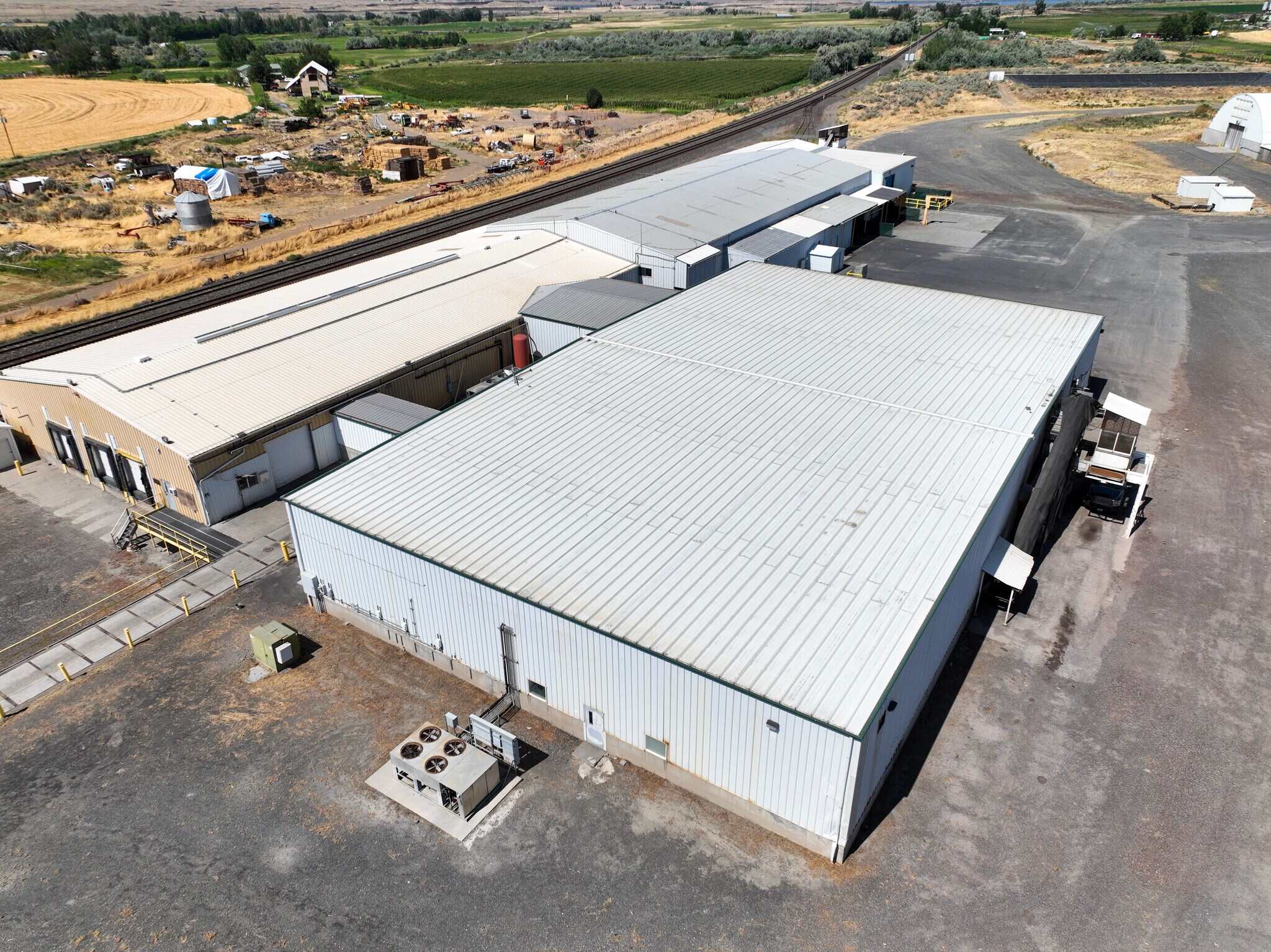 34075 E Walls Rd, Hermiston, OR à louer Photo de l’immeuble– Image 1 sur 13