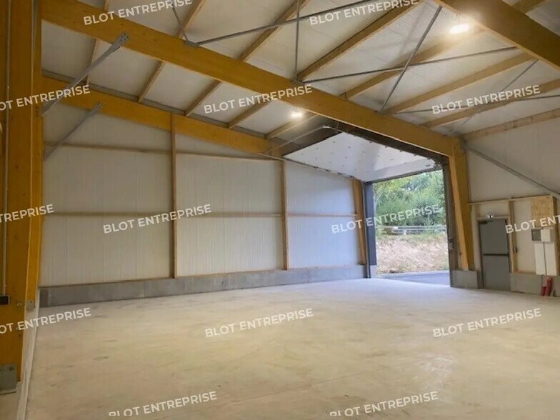 12 Rue Du Moulin, Saint-Thuriau à louer - Photo de l’immeuble – Image 2 sur 4