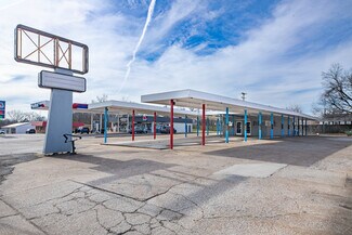 Plus de détails pour 435 E Main St, Hohenwald, TN - Local commercial à vendre