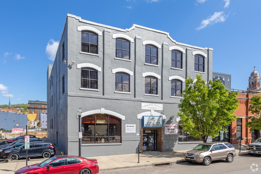 308 Reading Rd, Cincinnati, OH à louer - Photo de l’immeuble – Image 2 sur 2
