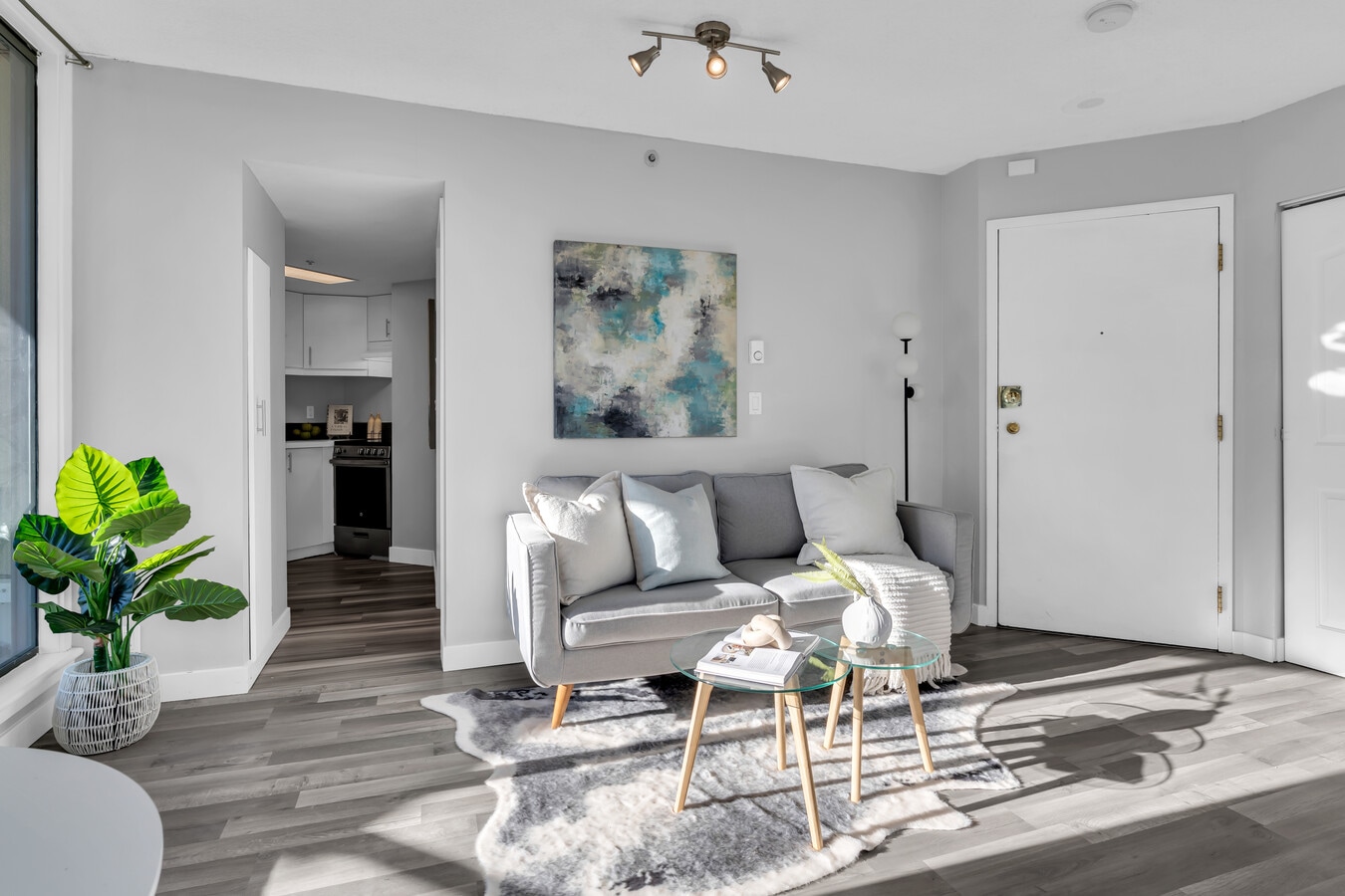 789 Drake St, Vancouver, BC V6Z 2N7 - Lot 1006 -  - Photo intérieure - Image 1 of 7