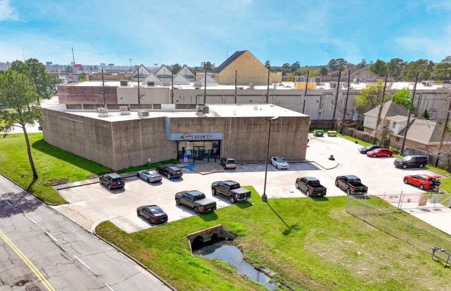 20121 Highway 59 N, Humble, TX à vendre - Photo de l’immeuble – Image 1 sur 24