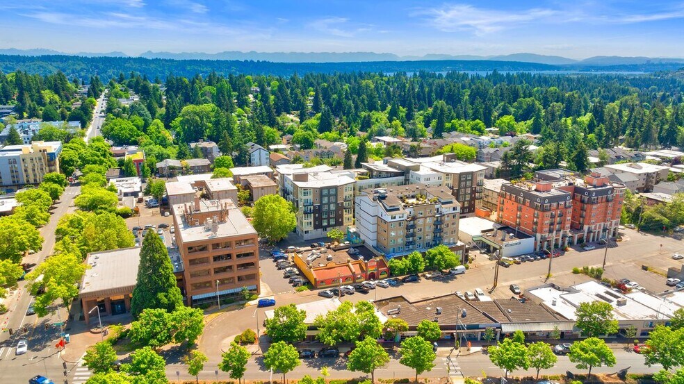 12336 31st Ave NE, Seattle, WA à vendre - Photo de l’immeuble – Image 2 sur 5