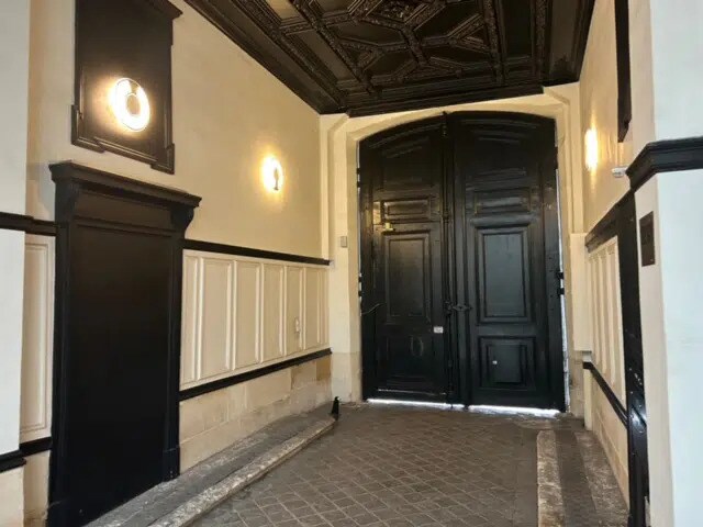 24 Rue Meslay, Paris à louer - Photo de l’immeuble – Image 2 sur 11