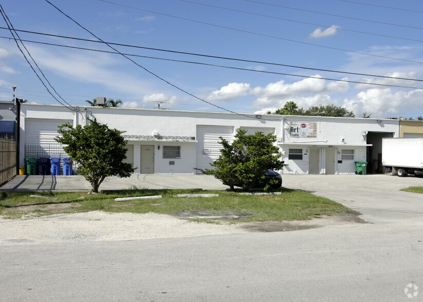 8741-8747 SW 129th St, Miami, FL à louer - Photo principale – Image 1 sur 4