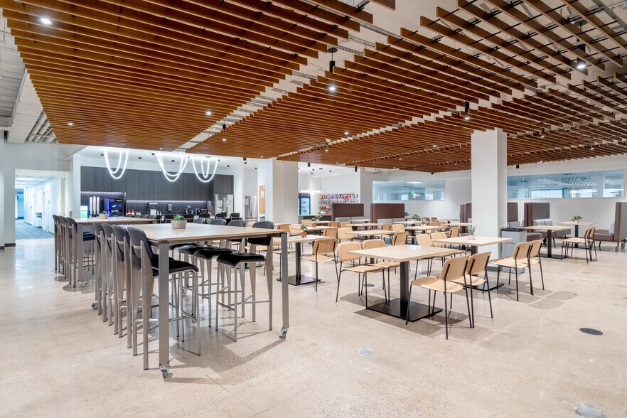 500 Taylor St, Fort Worth, TX à louer - Photo intérieure – Image 2 sur 15