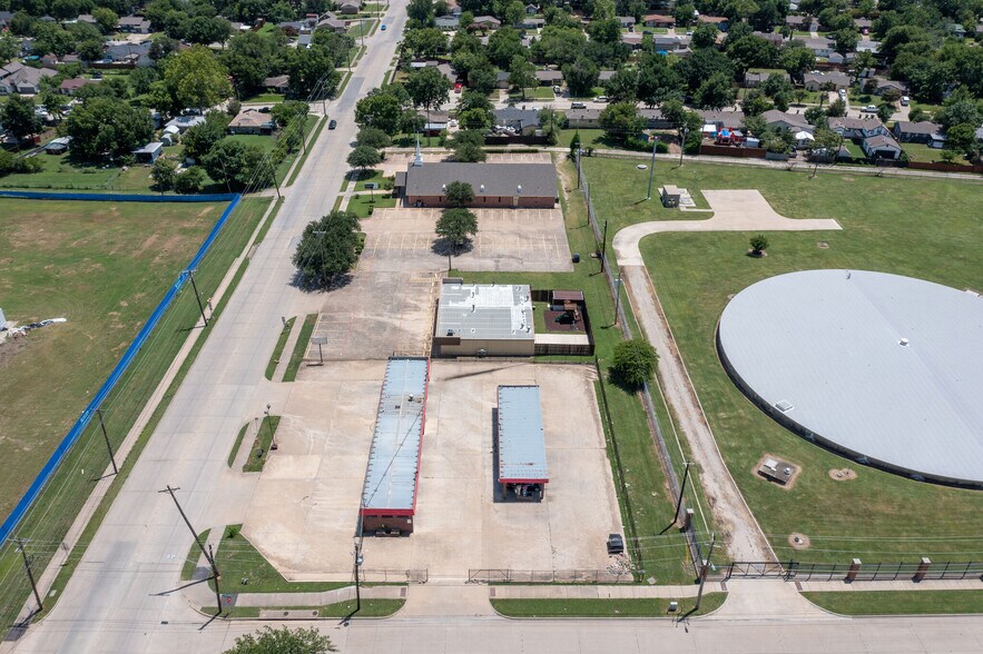 2115 Dairy Rd, Garland, TX à vendre - Photo de l’immeuble – Image 2 sur 23