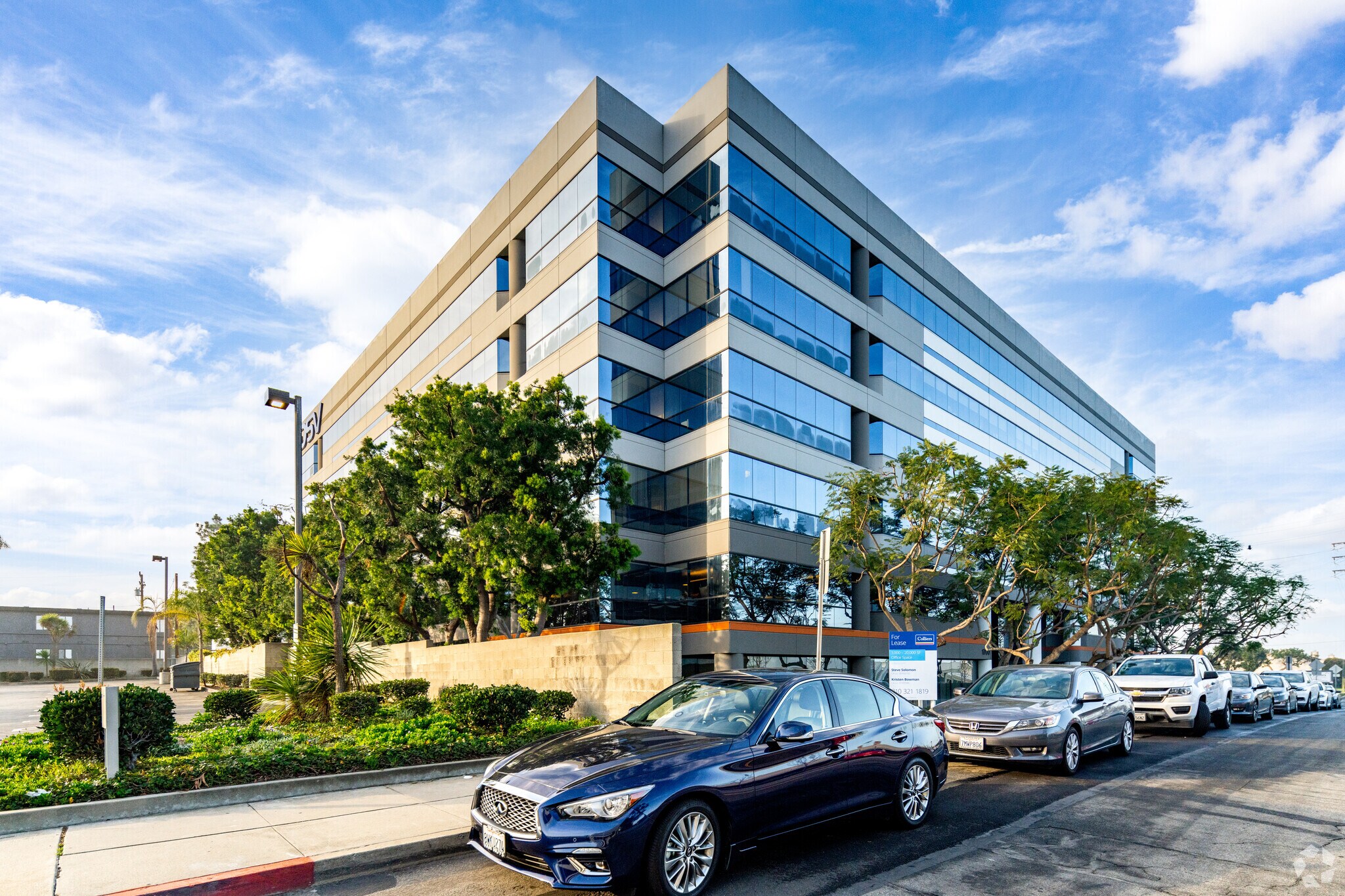 1700 E Walnut Ave, El Segundo, CA à louer Photo de l’immeuble– Image 1 sur 15