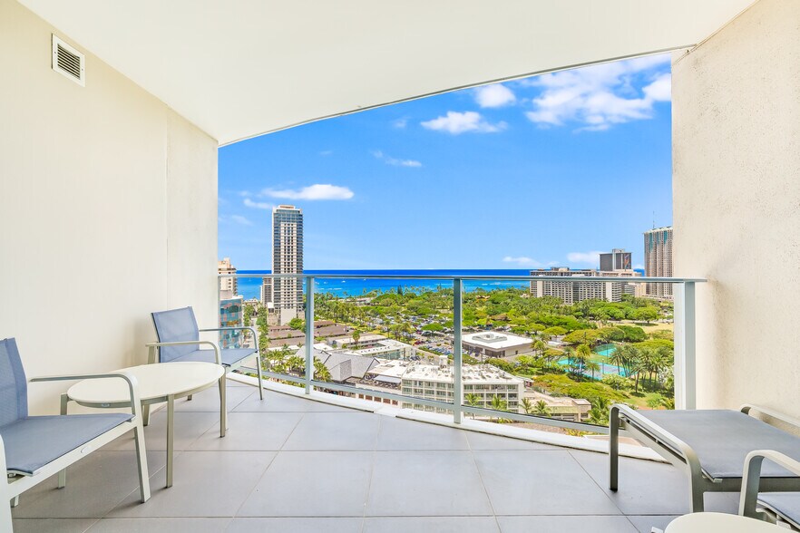 2139 Kuhio Ave, Honolulu, HI à vendre - Photo de l’immeuble – Image 3 sur 7