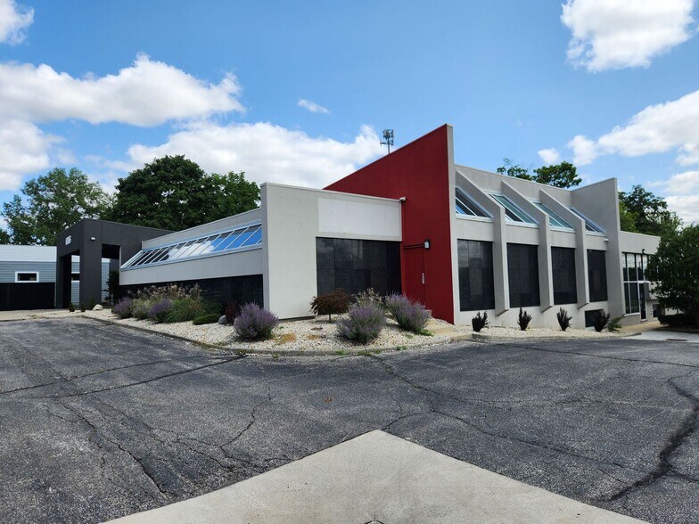 6816 Lauffer Rd, Columbus, OH à louer - Photo de l’immeuble – Image 1 sur 13