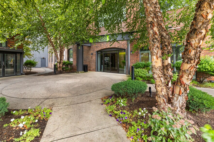 56 Roland St, Charlestown, MA à louer - Photo de l’immeuble – Image 3 sur 22