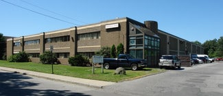 Plus de détails pour 30 Torrice Dr, Woburn, MA - Local d’activités à vendre