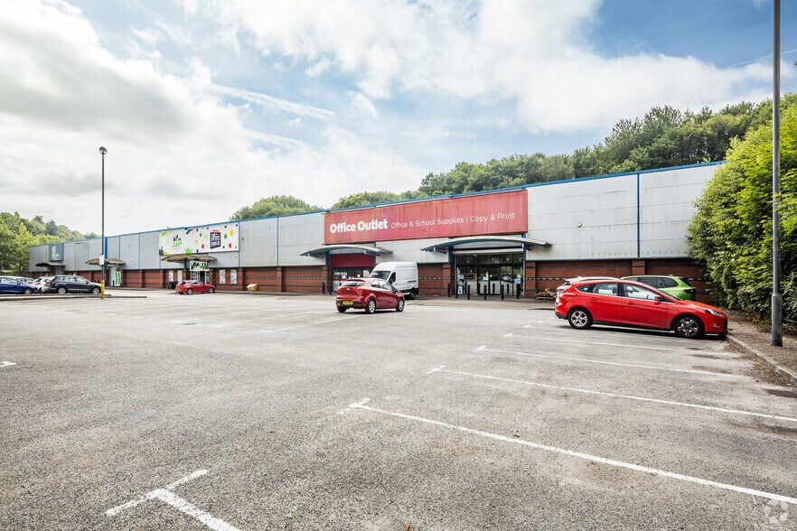 St Peters Way, Bolton à louer - Photo de l’immeuble – Image 2 sur 2