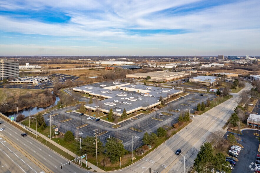 50 E Commerce Dr, Schaumburg, IL à louer - Aérien – Image 3 sur 7