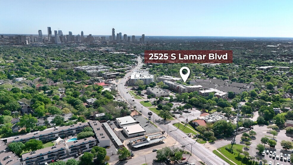2525 S Lamar Blvd, Austin, TX à vendre - Photo de l’immeuble – Image 2 sur 20
