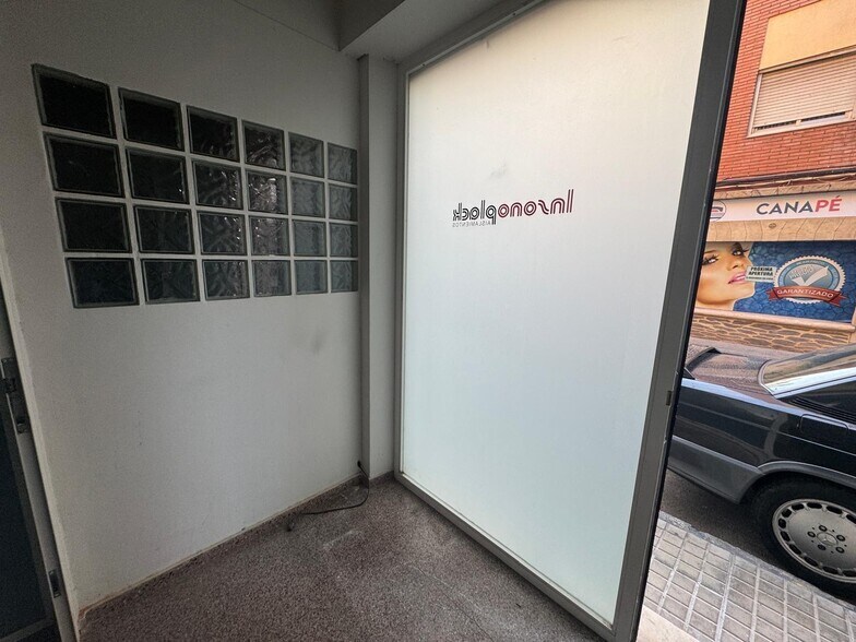 Local commercial dans Elda, Alicante à vendre - Hall d’entrée – Image 3 sur 23