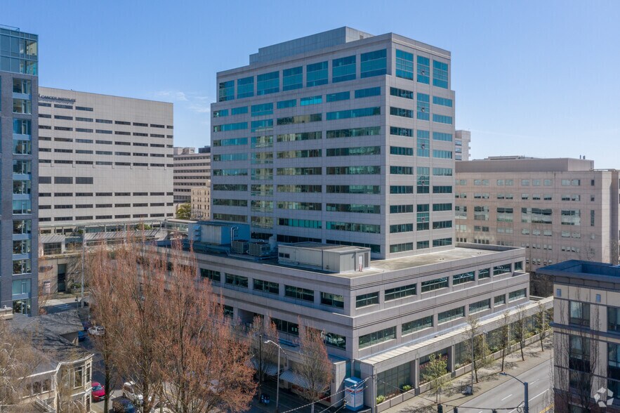 1101 Madison St, Seattle, WA à louer - Photo de l’immeuble – Image 2 sur 3