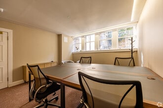 22 Queen St, Edinburgh à louer Photo intérieure– Image 2 sur 5