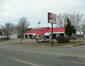 Plus de détails pour 1324 E Locust St, Davenport, IA - Spécialisé à vendre