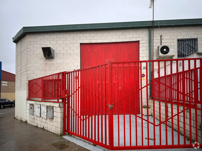 Calle Físicas, 35, Alcorcón, Madrid à louer - Photo principale – Image 1 sur 8