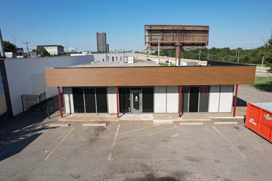 5225 N Western Ave, Oklahoma City, OK à louer - Photo de l’immeuble – Image 1 sur 8