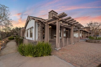 29001 Canwood St, Agoura Hills, CA à louer Photo intérieure– Image 2 sur 6