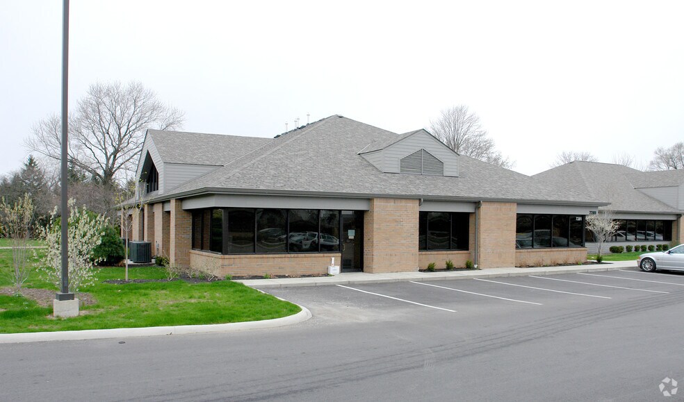7281 Sawmill Rd, Dublin, OH à louer - Photo de l’immeuble – Image 2 sur 4