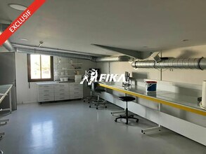 Local d'activités dans Saint-Orens-de-Gameville à vendre Photo intérieure– Image 2 sur 18