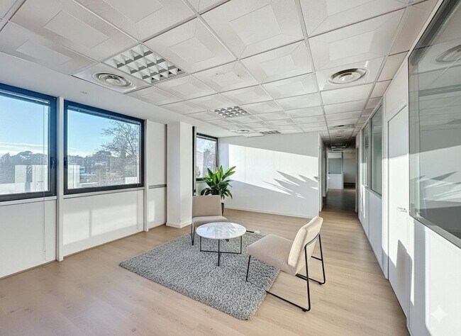 Plus de détails pour Bureau à vendre