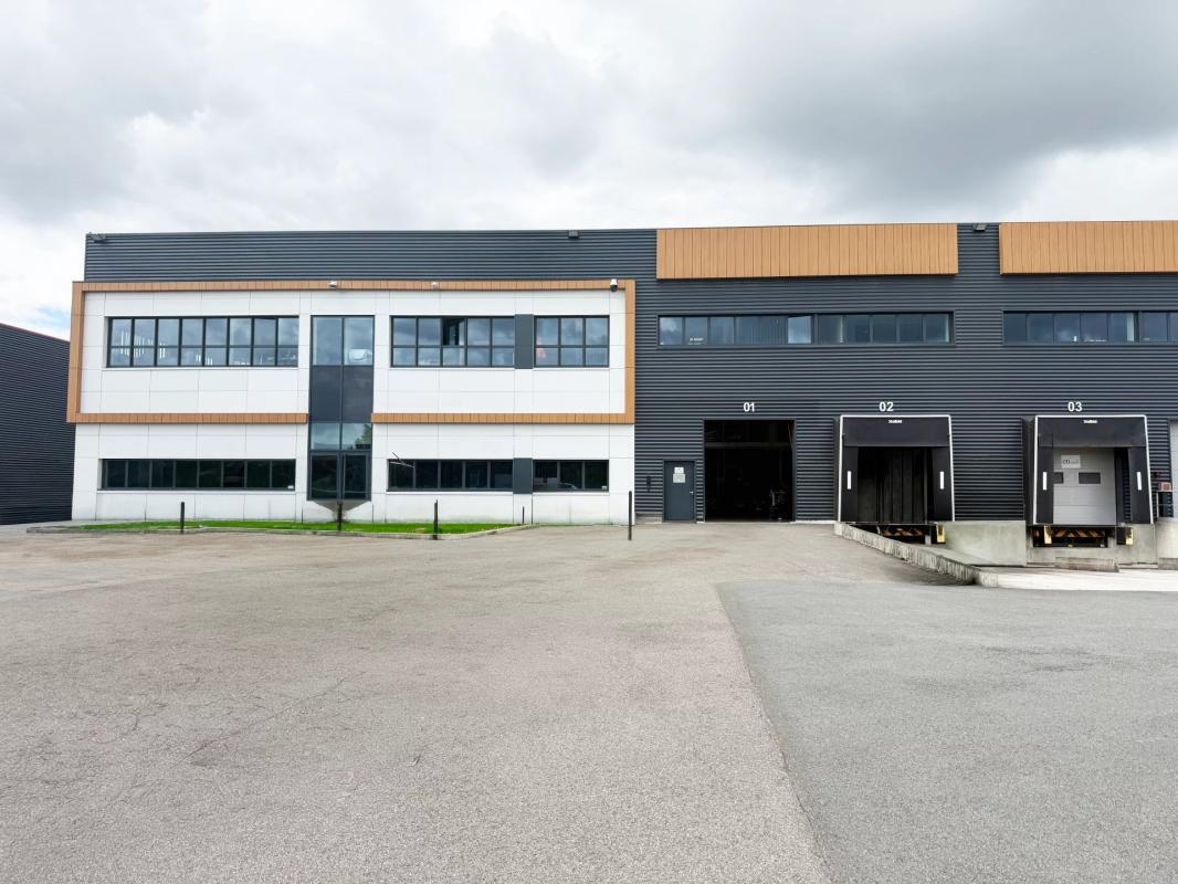 Industriel/Logistique dans Roissy En France à vendre Photo de l’immeuble– Image 1 sur 26