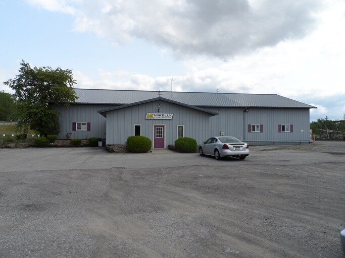 4353 Miller Rd, Niagara Falls, NY à vendre - Photo principale – Image 3 sur 4