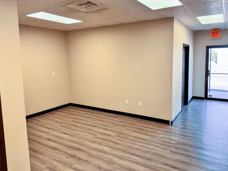7108 Airport Rd, El Paso, TX à vendre - Photo intérieure – Image 3 sur 19