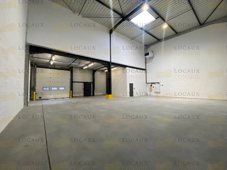 18 Rue De La Guivernone, SAINT-OUEN-L'AUMONE à louer - Photo de l’immeuble – Image 2 sur 11