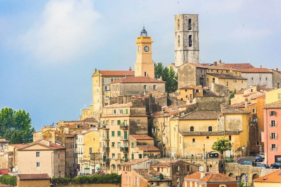 Local commercial dans Grasse à vendre Photo de l’immeuble– Image 1 sur 3