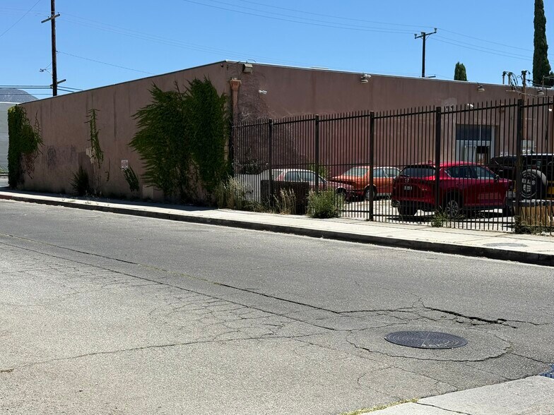 13217-13227 San Fernando Rd, Sylmar, CA à louer - Photo de l’immeuble – Image 1 sur 18