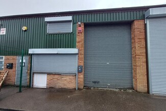 Plus de détails pour Grovebury Rd, Leighton Buzzard - Industriel/Logistique à louer
