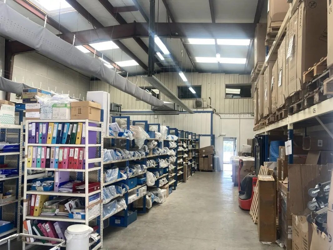 Bureau dans La Valette-du-Var à louer Photo intérieure– Image 1 sur 13